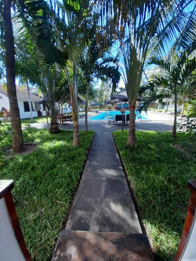 Eden House Cottages Malindi Exterior photo