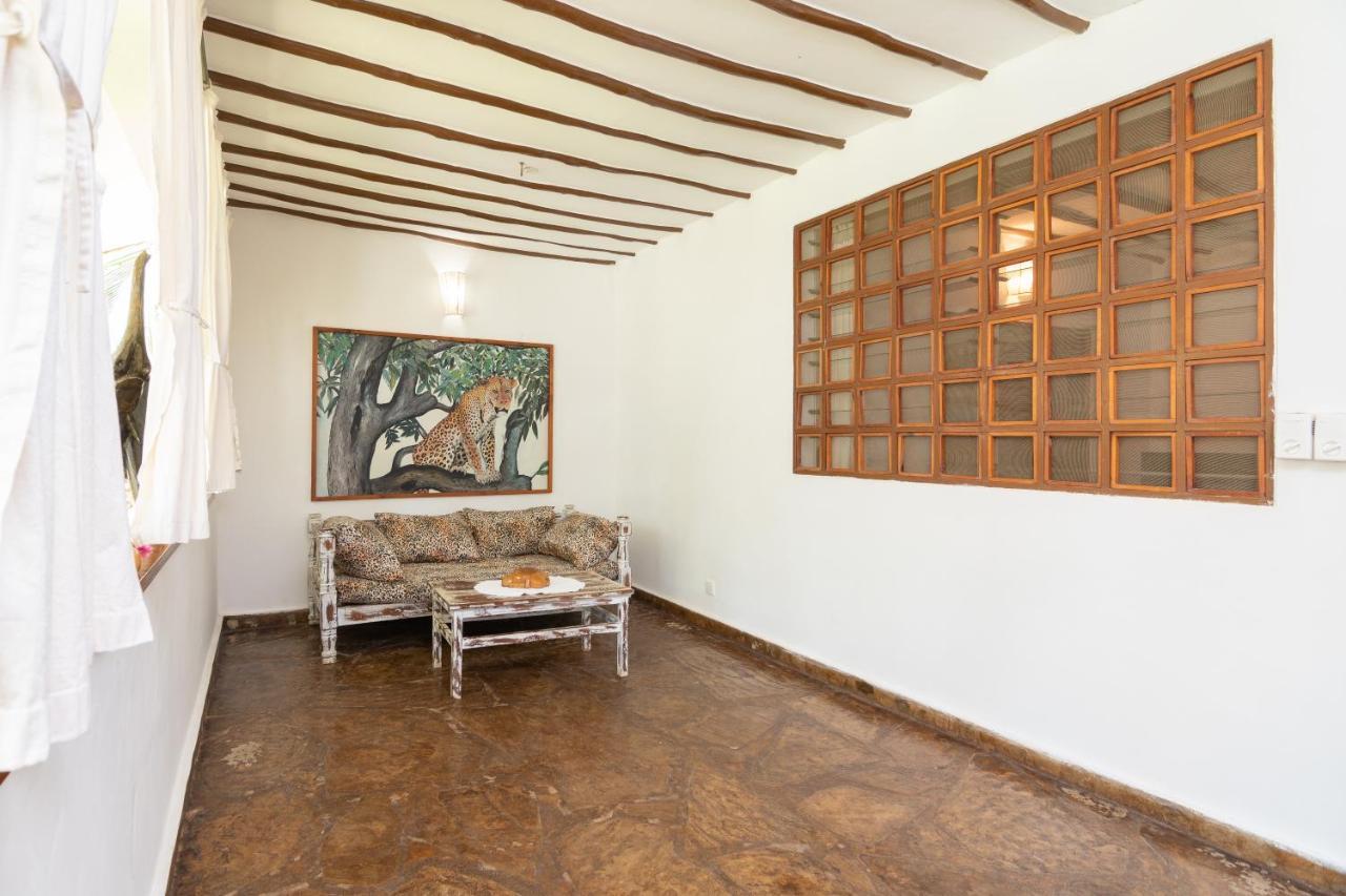 Eden House Cottages Malindi Exterior photo