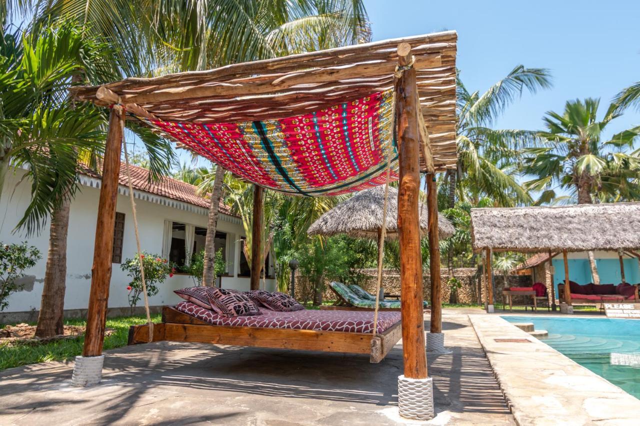 Eden House Cottages Malindi Exterior photo